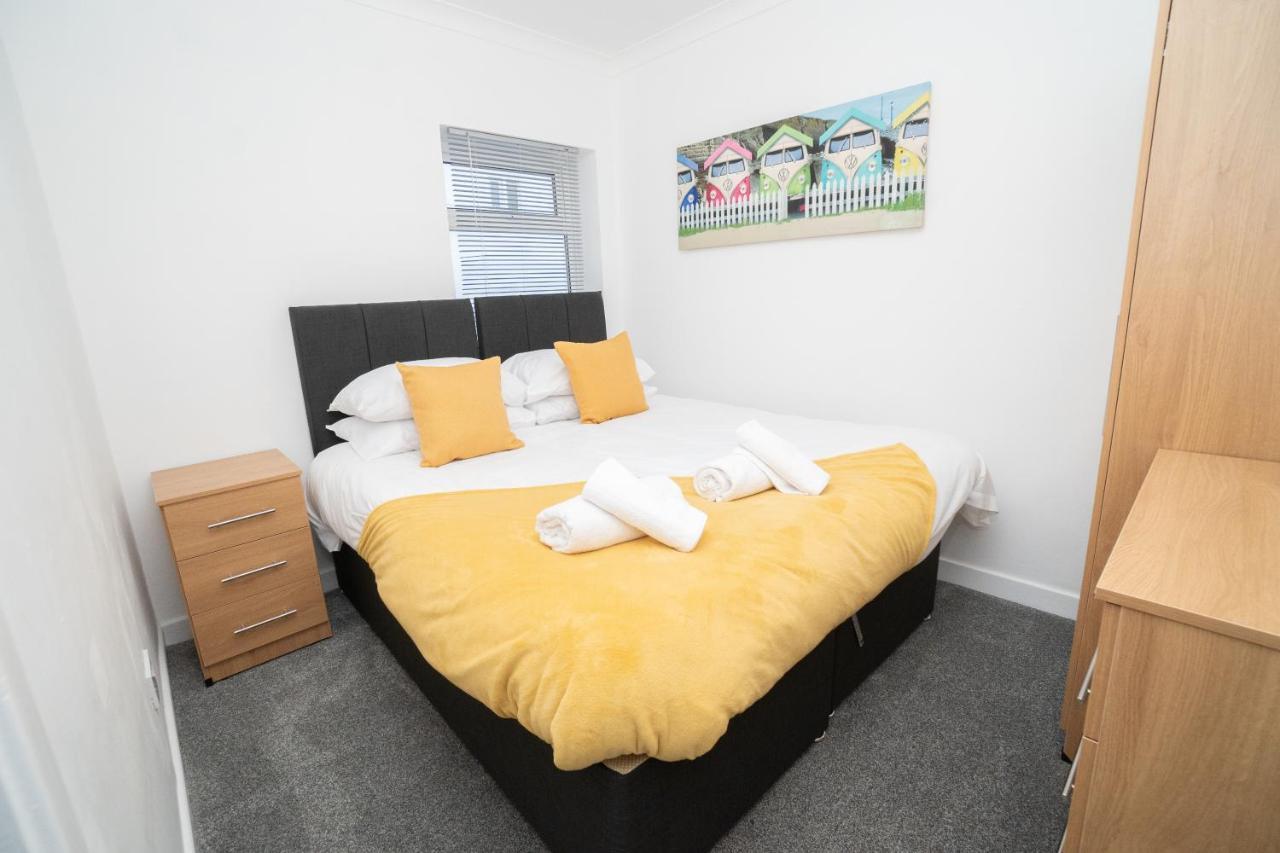 Business Friendly 3Br Home - King Size Beds & Centrally Located Swansea Exterior photo